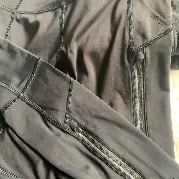 Athleta Rainier Brushed 7/8 Tight - Picture 7 of 7